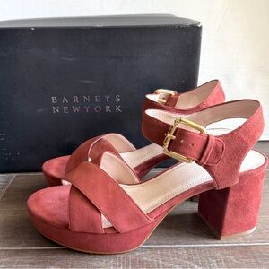 Barneys New York “Sandra” Criss Cross Suede Platform Sandals – Size 8- 90s style